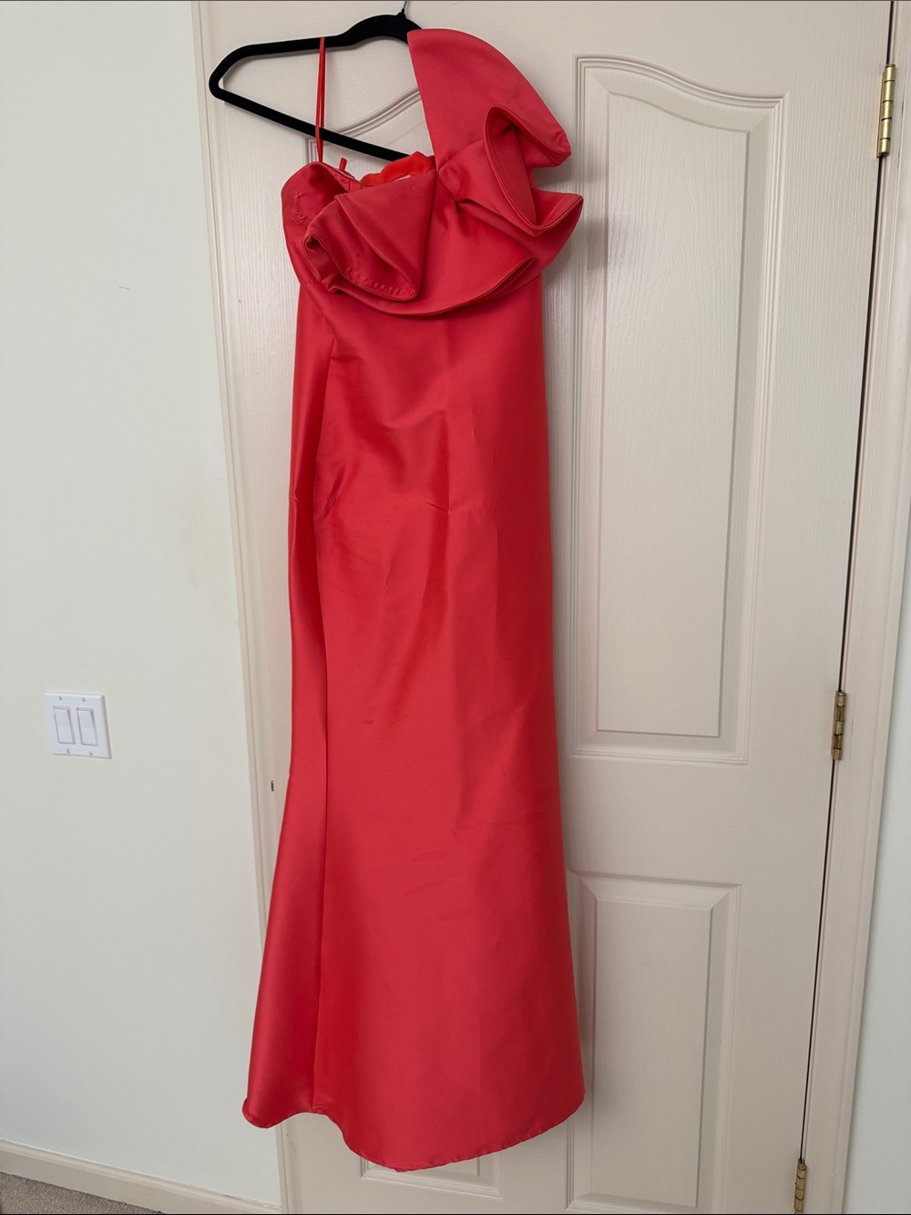Badgley Mischka off shoulder size 10 altered to size 8